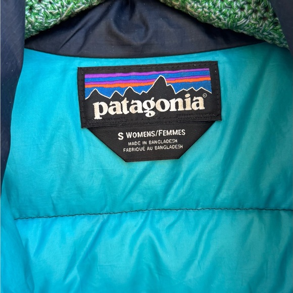 Patagonia W’s Down Sweater Jacket- Small - Picture 3 of 8